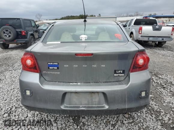 ✅ 2012 Dodge Avenger SE • VIN: 1C3CDZAB4CN171402 • Lot: 88081145. Wystawiony na Copart z przebiegiem 215 582 mil. Bezpłatny archiwum sprzedaży aukcyjnych z USA i szczegółowy raport historii pojazdu na DreamBid. Zdjęcie 6.