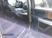 ✅ 2015 Ford F-150 XLT • VIN: 1FTEW1EG0FKE45156 • Lot: 43054531. Wystawiony na IAAI z przebiegiem 244 365 mil. Bezpłatny archiwum sprzedaży aukcyjnych z USA i szczegółowy raport historii pojazdu na DreamBid. Zdjęcie 8.