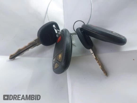 ✅ 2016 Chevrolet Traverse LT • VIN: 1GNKRGKD6GJ184685 • Lot: 43347578. Wystawiony na IAAI z przebiegiem 118 041 mil. Bezpłatny archiwum sprzedaży aukcyjnych z USA i szczegółowy raport historii pojazdu na DreamBid. Zdjęcie 11.