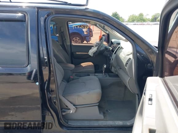 ✅ 2009 Nissan Frontier SE • VIN: 1N6AD09W69C409466 • Lot: 42757199. Listed on IAAI with 150,758 mi. Free auction sales archive from the USA and detailed vehicle history report at DreamBid. Image 5.