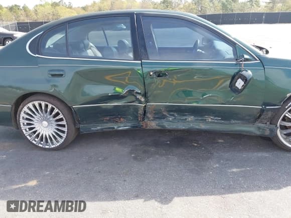 ✅ 2000 Lexus GS 400 • VIN: JT8BH68X2Y0025000 • Лот: 41902447. Опубликован ранее на IAAI с пробегом 271 316 миль. Бесплатный доступ к архиву аукционных продаж из США и подробный отчёт об истории автомобиля на DreamBid. Изображение 13.