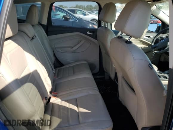 ✅ 2017 Ford Escape Titanium • VIN: 1FMCU0JDXHUA16497 • Lot: 84463635. Wystawiony na Copart z przebiegiem 112 225 mil. Bezpłatny archiwum sprzedaży aukcyjnych z USA i szczegółowy raport historii pojazdu na DreamBid. Zdjęcie 11.