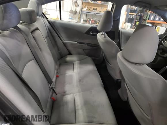 ✅ 2015 Honda Accord LX • VIN: 1HGCR2F38FA121654 • Lot: 87460225. Wystawiony na Copart z przebiegiem 149 864 mil. Bezpłatny archiwum sprzedaży aukcyjnych z USA i szczegółowy raport historii pojazdu na DreamBid. Zdjęcie 10.