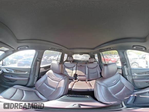 ✅ 2020 Cadillac XT6 AWD Premium Luxury • VIN: 1GYKPDRS7LZ173279 • Lot: 85678145. Wystawiony na Copart z przebiegiem 47 574 mil. Bezpłatny archiwum sprzedaży aukcyjnych z USA i szczegółowy raport historii pojazdu na DreamBid. Zdjęcie 15.