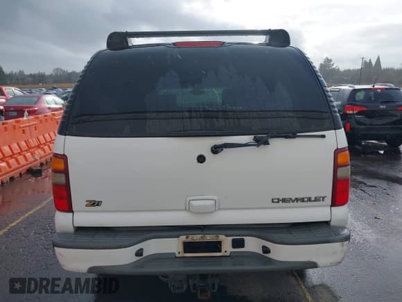 ✅ 2003 Chevrolet Suburban LT • VIN: 3GNFK16Z83G319699 • Лот: 41107812. Опубликован ранее на IAAI с пробегом 282 042 миль. Бесплатный доступ к архиву аукционных продаж из США и подробный отчёт об истории автомобиля на DreamBid. Изображение 16.