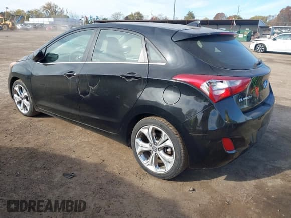 ✅ 2013 Hyundai Elantra • VIN: KMHD35LE7DU124225 • Lot: 43590670. Listed on IAAI with 98,658 mi. Free auction sales archive from the USA and detailed vehicle history report at DreamBid. Image 3.