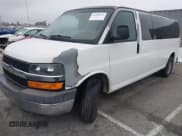 ✅ 2010 Chevrolet Express Passenger LT • VIN: 1GA2G1DG1A1105460 • Lot: 42183627. Wystawiony na IAAI z przebiegiem 165 692 mil. Bezpłatny archiwum sprzedaży aukcyjnych z USA i szczegółowy raport historii pojazdu na DreamBid. Zdjęcie 16.