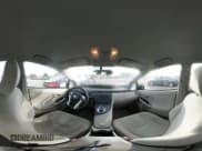 ✅ 2010 Toyota Prius III • VIN: JTDKN3DU3A0003887 • Лот: 43743128. Опубликован ранее на IAAI с пробегом 193 752 миль. Бесплатный доступ к архиву аукционных продаж из США и подробный отчёт об истории автомобиля на DreamBid. Изображение 19.