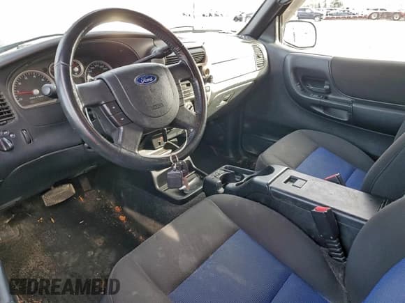 ✅ 2004 Ford Ranger XL Fleet • VIN: 1FTZR45E54TA10861 • Lot: 94330185. Wystawiony na Copart z przebiegiem 208 587 mil. Bezpłatny archiwum sprzedaży aukcyjnych z USA i szczegółowy raport historii pojazdu na DreamBid. Zdjęcie 8.