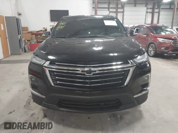 ✅ 2022 Chevrolet Traverse LT • VIN: 1GNEVHKW3NJ124361 • Lot: 41033053. Wystawiony na IAAI z przebiegiem 27 869 mil. Bezpłatny archiwum sprzedaży aukcyjnych z USA i szczegółowy raport historii pojazdu na DreamBid. Zdjęcie 12.