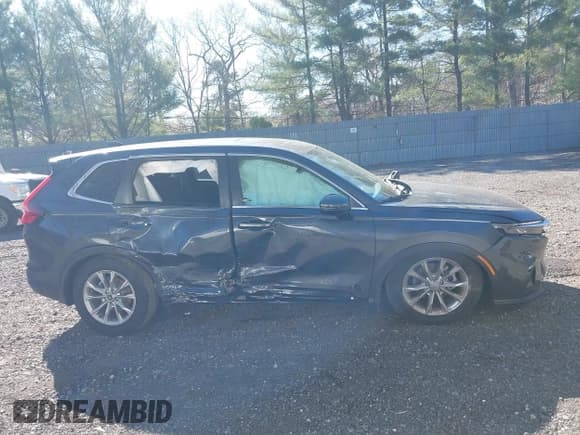 ✅ 2025 Honda CR-V EX • VIN: 5J6RS4H45SL016075 • Lot: 42055912. Listed on IAAI with 1,362 mi. Free auction sales archive from the USA and detailed vehicle history report at DreamBid. Image 13.