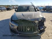 ✅ 2019 Maserati Levante S • VIN: ZN661YUA4KX329429 • Lot: 83240414. Wystawiony na Copart z przebiegiem Nie podano. Bezpłatny archiwum sprzedaży aukcyjnych z USA i szczegółowy raport historii pojazdu na DreamBid. Zdjęcie 5.