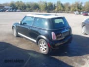 ✅ 2006 MINI Hardtop • VIN: WMWRC33546TJ77274 • Lot: 43717138. Listed on IAAI with 127,217 mi. Free auction sales archive from the USA and detailed vehicle history report at DreamBid. Image 3.