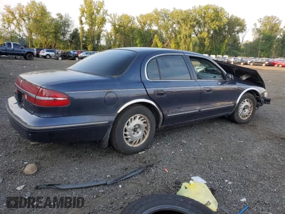 ✅ 1996 Lincoln Continental • VIN: 1LNLM97V7TY712532 • Лот: 74363424. Опубликован ранее на Copart с пробегом Не указан. Бесплатный доступ к архиву аукционных продаж из США и подробный отчёт об истории автомобиля на DreamBid. Изображение 3.