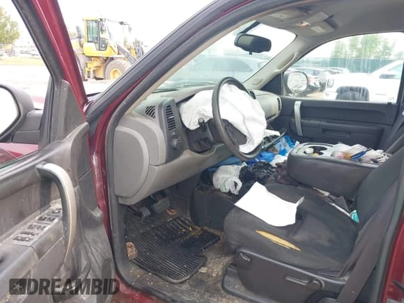 ✅ 2013 Chevrolet Silverado 1500 LS • VIN: 1GCRKREA9DZ294040 • Лот: 42695617. Опубликован ранее на IAAI с пробегом 166 705 миль. Бесплатный доступ к архиву аукционных продаж из США и подробный отчёт об истории автомобиля на DreamBid. Изображение 5.