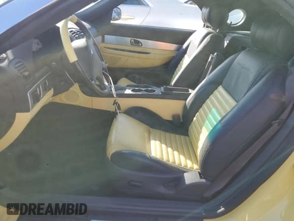 ✅ 2002 Ford Thunderbird Hardtop Premium • VIN: 1FAHP60A72Y107115 • Lot: 77442974. Wystawiony na Copart z przebiegiem Nie podano. Bezpłatny archiwum sprzedaży aukcyjnych z USA i szczegółowy raport historii pojazdu na DreamBid. Zdjęcie 7.