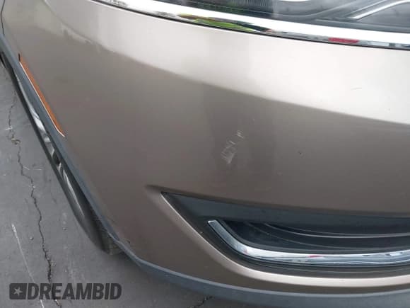 ✅ 2018 Lincoln MKX Select • VIN: 2LMPJ6KR0JBL14757 • Lot: 43341571. Listed on IAAI with 106,923 mi. Free auction sales archive from the USA and detailed vehicle history report at DreamBid. Image 19.