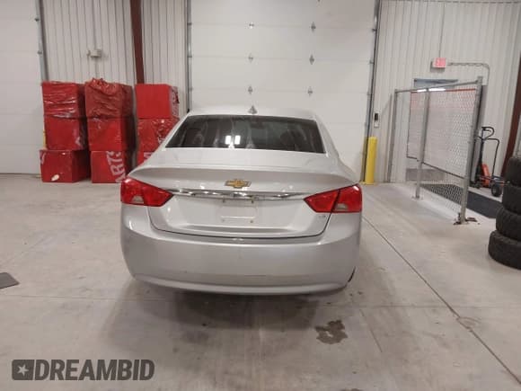 ✅ 2016 Chevrolet Impala LS • VIN: 2G11X5SA6G9192035 • Lot: 41368511. Wystawiony na IAAI z przebiegiem 159 700 mil. Bezpłatny archiwum sprzedaży aukcyjnych z USA i szczegółowy raport historii pojazdu na DreamBid. Zdjęcie 17.