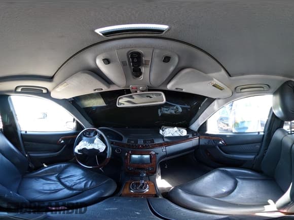 ✅ 2002 Mercedes-Benz S 500 • VIN: WDBNG75J92A261702 • Lot: 42281215. Wystawiony na IAAI z przebiegiem 125 616 mil. Bezpłatny archiwum sprzedaży aukcyjnych z USA i szczegółowy raport historii pojazdu na DreamBid. Zdjęcie 19.