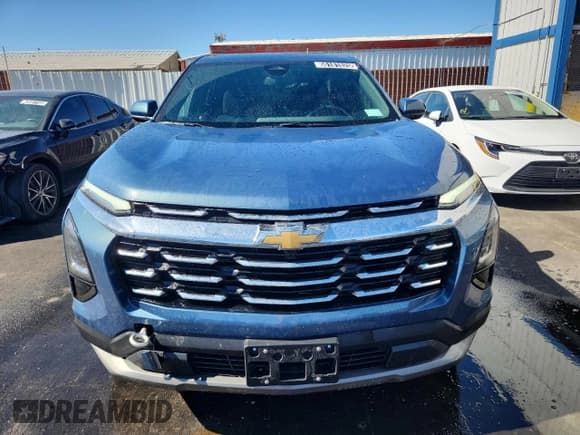 ✅ 2025 Chevrolet Equinox FWD LT • VIN: 3GNAXHEGXSL218318 • Lot: 66181625. Wystawiony na Copart z przebiegiem 13 120 mil. Bezpłatny archiwum sprzedaży aukcyjnych z USA i szczegółowy raport historii pojazdu na DreamBid. Zdjęcie 5.