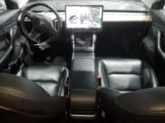 ✅ 2020 Tesla Model 3 Long Range • VIN: 5YJ3E1EB3LF635511 • Lot: 49785905. Wystawiony na Copart z przebiegiem 123 066 mil. Bezpłatny archiwum sprzedaży aukcyjnych z USA i szczegółowy raport historii pojazdu na DreamBid. Zdjęcie 8.