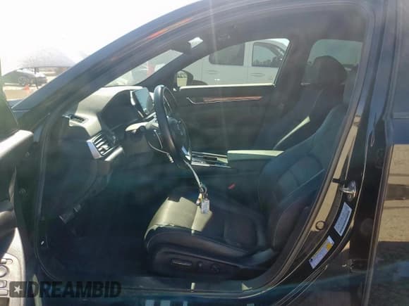 ✅ 2019 Honda Accord Sport • VIN: 1HGCV1F3XKA171827 • Lot: 91179605. Wystawiony na Copart z przebiegiem 73 036 mil. Bezpłatny archiwum sprzedaży aukcyjnych z USA i szczegółowy raport historii pojazdu na DreamBid. Zdjęcie 7.