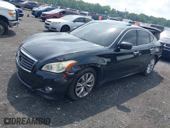 ✅ 2012 Infiniti M • VIN: JN1BY1AP2CM330161 • Lot: 42988342. Wystawiony na IAAI z przebiegiem 186 972 mil. Bezpłatny archiwum sprzedaży aukcyjnych z USA i szczegółowy raport historii pojazdu na DreamBid. Zdjęcie 18.