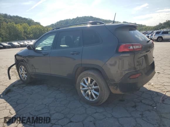 ✅ 2016 Jeep Cherokee Limited • VIN: 1C4PJMDB0GW357569 • Lot: 70977485. Wystawiony na Copart z przebiegiem 122 990 mil. Bezpłatny archiwum sprzedaży aukcyjnych z USA i szczegółowy raport historii pojazdu na DreamBid. Zdjęcie 2.