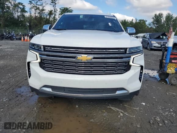 ✅ 2023 Chevrolet Suburban Premier • VIN: 1GNSCFKD7PR462118 • Lot: 81268045. Wystawiony na Copart z przebiegiem 62 560 mil. Bezpłatny archiwum sprzedaży aukcyjnych z USA i szczegółowy raport historii pojazdu na DreamBid. Zdjęcie 5.