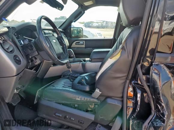 ✅ 2014 Ford Expedition Max Limited • VIN: 1FMJK1K5XEEF01979 • Lot: 68765235. Wystawiony na Copart z przebiegiem 127 149 mil. Bezpłatny archiwum sprzedaży aukcyjnych z USA i szczegółowy raport historii pojazdu na DreamBid. Zdjęcie 7.