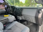 ✅ 2016 Ford F-450 XL • VIN: 1FDUF4GY7GEB64728 • Lot: 65394005. Wystawiony na Copart z przebiegiem 62 mil. Bezpłatny archiwum sprzedaży aukcyjnych z USA i szczegółowy raport historii pojazdu na DreamBid. Zdjęcie 9.