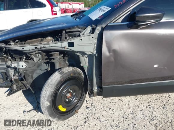 ✅ 2021 Mazda CX-30 Preferred • VIN: 3MVDMBCL7MM223757 • Lot: 43523159. Listed on IAAI with 55,698 mi. Free auction sales archive from the USA and detailed vehicle history report at DreamBid. Image 6.