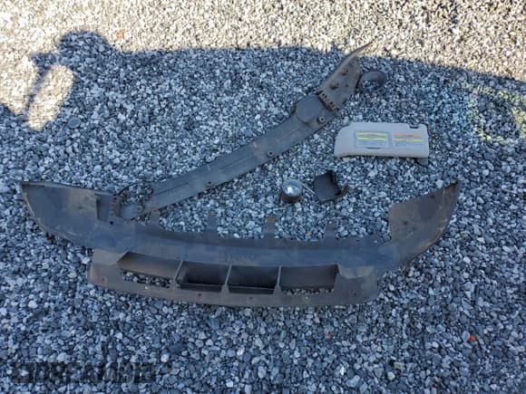 ✅ 2005 Nissan Frontier Nismo • VIN: 1N6AD07W35C443586 • Lot: 80103485. Listed on Copart with 121,008 mi. Free auction sales archive from the USA and detailed vehicle history report at DreamBid. Image 12.