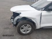 ✅ 2022 Ford Explorer XLT • VIN: 1FMSK7DH3NGC41301 • Lot: 42256526. Wystawiony na IAAI z przebiegiem 74 100 mil. Bezpłatny archiwum sprzedaży aukcyjnych z USA i szczegółowy raport historii pojazdu na DreamBid. Zdjęcie 18.