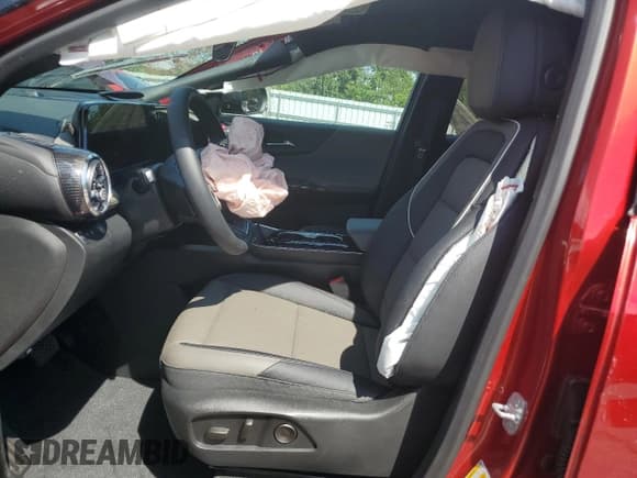 ✅ 2025 Chevrolet Equinox FWD LT • VIN: 3GNAXHEG2SL316419 • Lot: 70832735. Wystawiony na Copart z przebiegiem 4 973 mil. Bezpłatny archiwum sprzedaży aukcyjnych z USA i szczegółowy raport historii pojazdu na DreamBid. Zdjęcie 7.