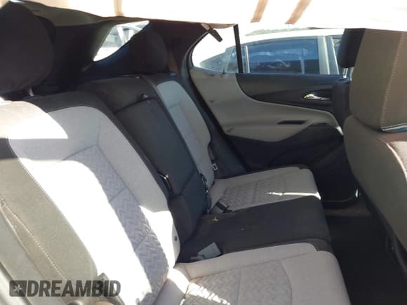 ✅ 2022 Chevrolet Equinox LT • VIN: 3GNAXUEV6NL207408 • Lot: 43346639. Wystawiony na IAAI z przebiegiem 91 185 mil. Bezpłatny archiwum sprzedaży aukcyjnych z USA i szczegółowy raport historii pojazdu na DreamBid. Zdjęcie 8.