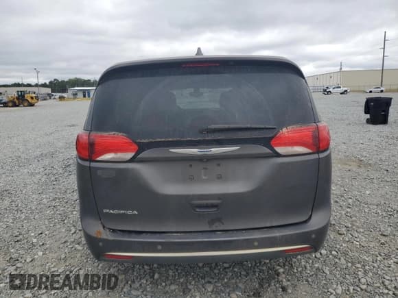 ✅ 2018 Chrysler Pacifica Touring Plus • VIN: 2C4RC1FG4JR318364 • Lot: 84522565. Listed on Copart with 79,428 mi. Free auction sales archive from the USA and detailed vehicle history report at DreamBid. Image 6.