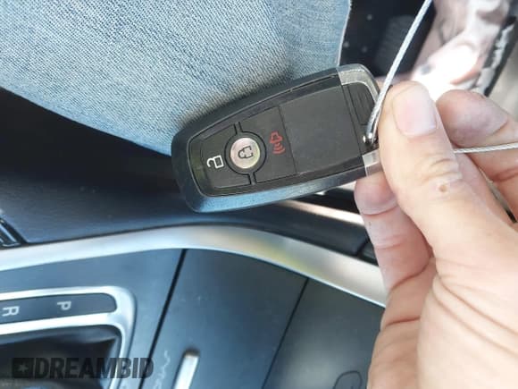 ✅ 2017 Ford Edge SE • VIN: 2FMPK4G90HBB70904 • Lot: 43380602. Wystawiony na IAAI z przebiegiem 115 302 mil. Bezpłatny archiwum sprzedaży aukcyjnych z USA i szczegółowy raport historii pojazdu na DreamBid. Zdjęcie 11.