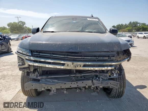 ✅ 2021 Chevrolet Suburban RST • VIN: 1GNSCEKD2MR379573 • Lot: 67044175. Wystawiony na Copart z przebiegiem 126 866 mil. Bezpłatny archiwum sprzedaży aukcyjnych z USA i szczegółowy raport historii pojazdu na DreamBid. Zdjęcie 5.