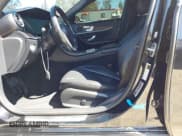 ✅ 2022 Mercedes-Benz E 350 • VIN: W1KZF8DB6NB026720 • Лот: 41603311. Опубликован ранее на IAAI с пробегом Не указан. Бесплатный доступ к архиву аукционных продаж из США и подробный отчёт об истории автомобиля на DreamBid. Изображение 6.