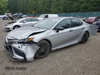 2022 Toyota Camry SE с VIN 4T1G11BK6NU059498, выставлен на аукционе Copart как лот 80490485 с пробегом 34 435 миль миль и Списание • Salvage title. История ставок и продаж доступна на DreamBid. Изображение 1.