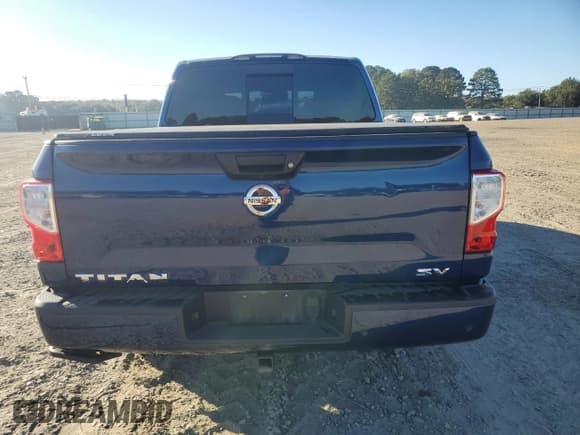 ✅ 2021 Nissan Titan SV • VIN: 1N6AA1EF4MN517375 • Lot: 86134535. Wystawiony na Copart z przebiegiem 45 070 mil. Bezpłatny archiwum sprzedaży aukcyjnych z USA i szczegółowy raport historii pojazdu na DreamBid. Zdjęcie 6.