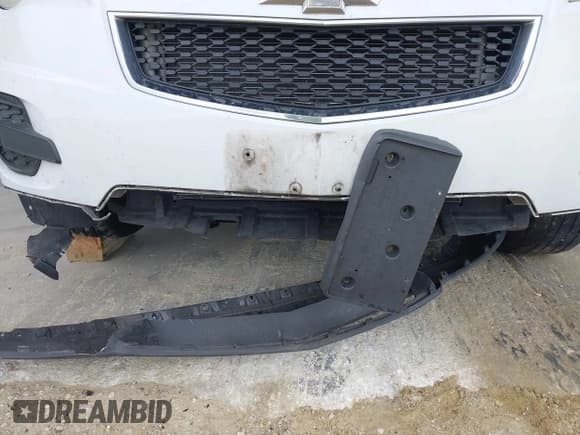 ✅ 2015 Chevrolet Equinox LS • VIN: 1GNALAEK3FZ115862 • Lot: 43576936. Wystawiony na IAAI z przebiegiem 221 208 mil. Bezpłatny archiwum sprzedaży aukcyjnych z USA i szczegółowy raport historii pojazdu na DreamBid. Zdjęcie 6.