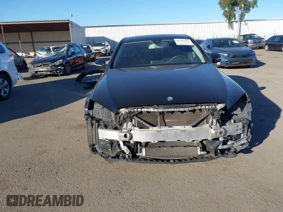 ✅ 2015 Mercedes-Benz C 300 • VIN: 55SWF4JBXFU058867 • Lot: 43791537. Listed on IAAI with 138,253 mi. Free auction sales archive from the USA and detailed vehicle history report at DreamBid. Image 13.