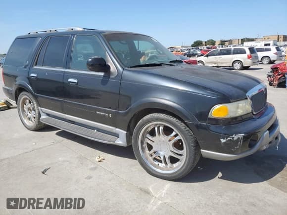 ✅ 2002 Lincoln Navigator • VIN: 5LMEU27R02LJ13743 • Лот: 67124995. Опубликован ранее на Copart с пробегом Не указан. Бесплатный доступ к архиву аукционных продаж из США и подробный отчёт об истории автомобиля на DreamBid. Изображение 4.