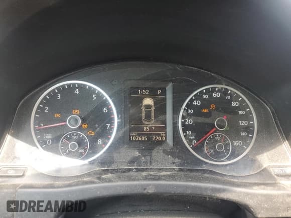 ✅ 2012 Volkswagen Tiguan LE • VIN: WVGAV7AX3CW577127 • Lot: 62021155. Listed on Copart with 103,605 mi. Free auction sales archive from the USA and detailed vehicle history report at DreamBid. Image 9.