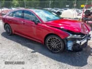 ✅ 2024 Kia K5 GT • VIN: 5XXG44J87RG256484 • Lot: 42731480. Wystawiony na IAAI z przebiegiem 27 243 mil. Bezpłatny archiwum sprzedaży aukcyjnych z USA i szczegółowy raport historii pojazdu na DreamBid. Zdjęcie 1.