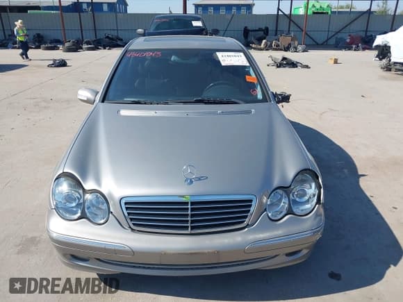 ✅ 2004 Mercedes-Benz C 230 Kompressor • VIN: WDBRF40J24A637010 • Lot: 43401043. Wystawiony na IAAI z przebiegiem 134 588 mil. Bezpłatny archiwum sprzedaży aukcyjnych z USA i szczegółowy raport historii pojazdu na DreamBid. Zdjęcie 13.
