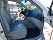 ✅ 2013 Toyota Highlander Limited • VIN: 5TDYK3EH5DS137807 • Lot: 43134944. Listed on IAAI with 186,676 mi. Free auction sales archive from the USA and detailed vehicle history report at DreamBid. Image 5.