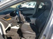 ✅ 2016 Lincoln MKC Reserve • VIN: 5LMCJ3C90GUJ14923 • Lot: 86153255. Wystawiony na Copart z przebiegiem 178 390 mil. Bezpłatny archiwum sprzedaży aukcyjnych z USA i szczegółowy raport historii pojazdu na DreamBid. Zdjęcie 7.